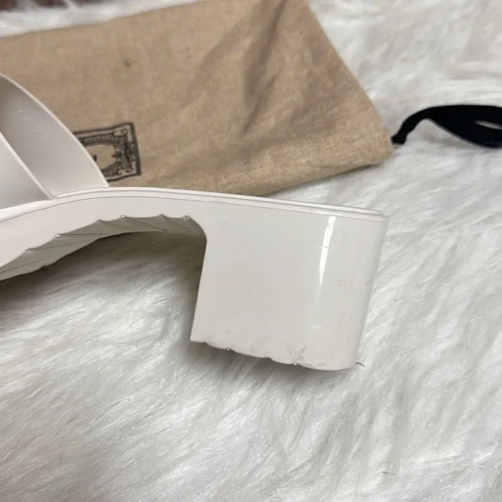 Gucci Women’s Nude Rubber Block Heel Slides Size 39